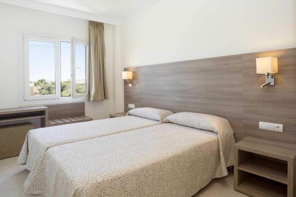 Cabot Tres Torres Apartment *